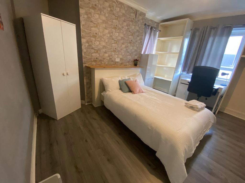 Lovely Private Room In Sandilands Dr Ab24 Aberdeen Ngoại thất bức ảnh